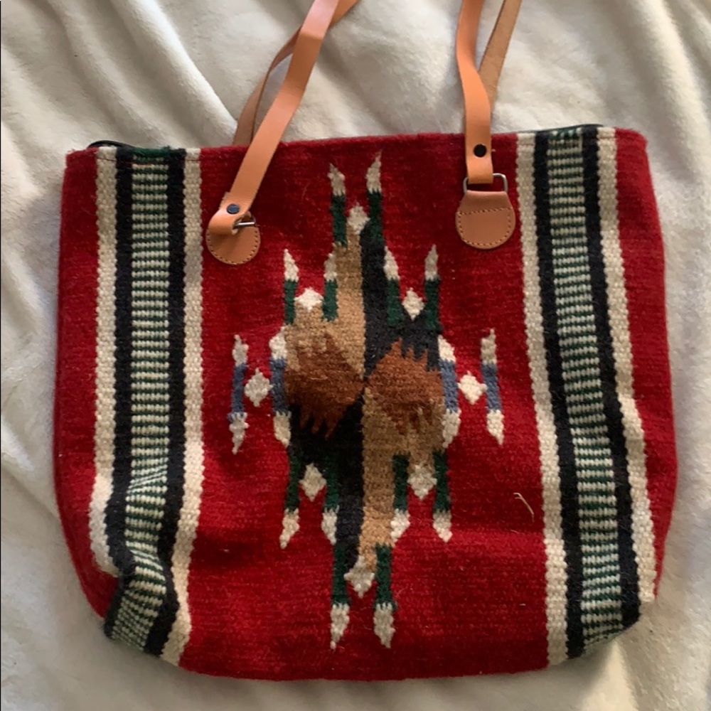 Wool woven tote with leather straps